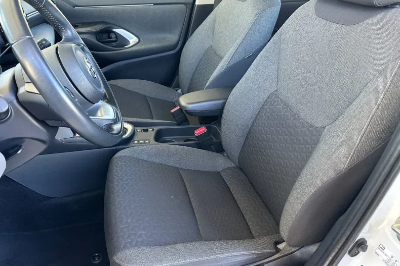 Toyota Yaris Cross din 2021 cu 67.029 km - oferta TOY131380 - foto 11