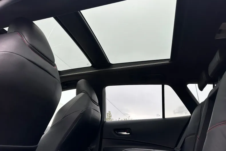 Toyota Corolla din 2019 cu 130.085 km - oferta TOY131381 - foto 11