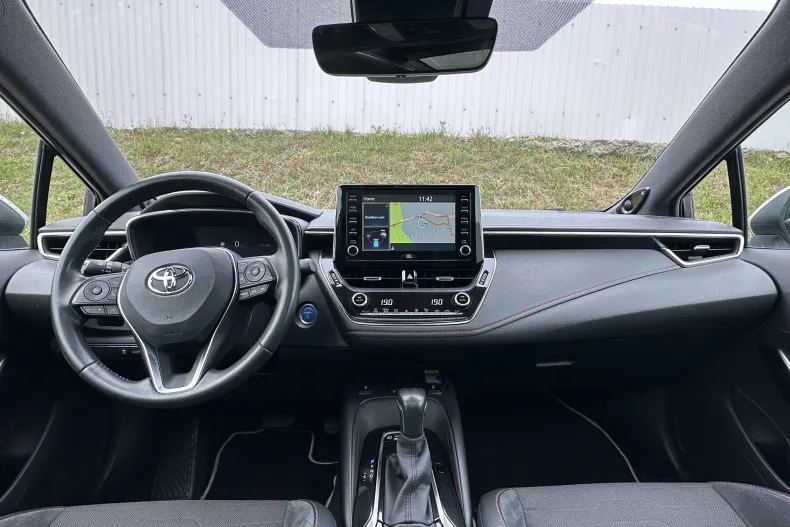 Toyota Corolla din 2019 cu 130.085 km - oferta TOY131381 - foto 13
