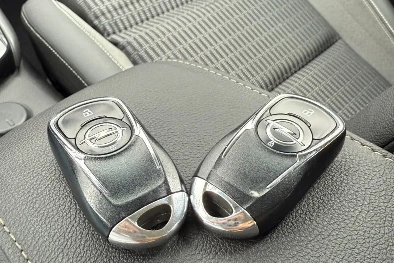 Opel Astra din 2020 cu 139.385 km - oferta OPE131390 - foto 24