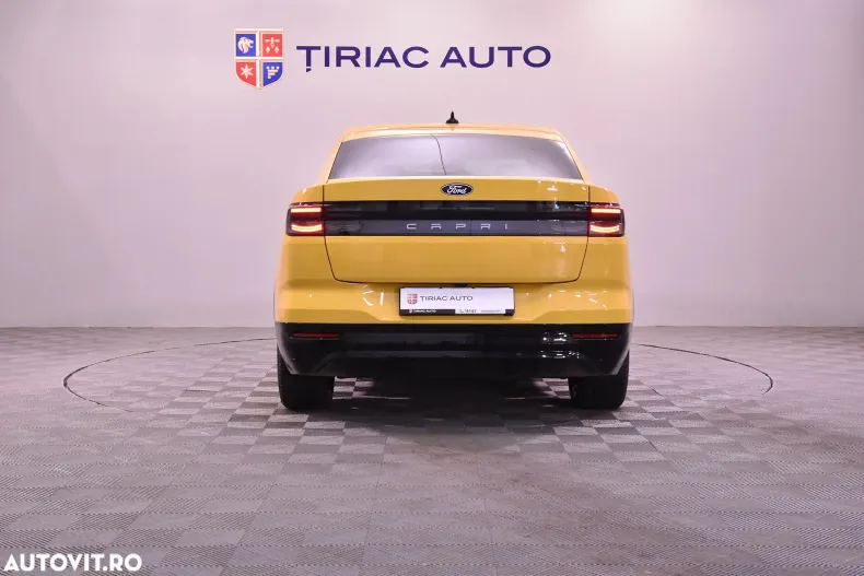 Ford Capri din 2024 cu 4.400 km - oferta FOR131399 - foto 4