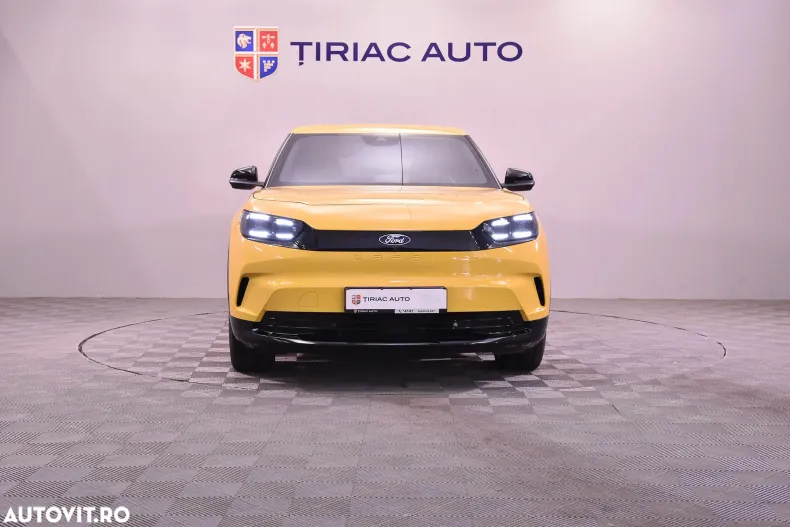 Ford Capri din 2024 cu 4.400 km - oferta FOR131399 - foto 8