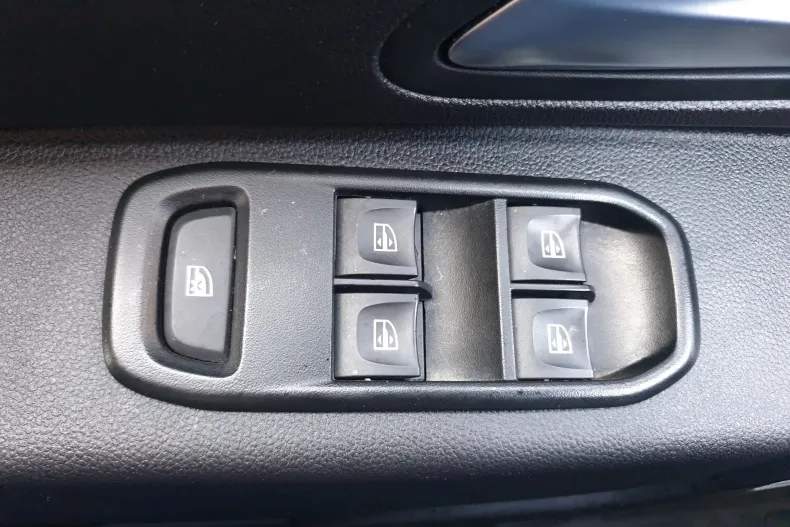 Dacia Duster din 2021 cu 119.250 km - oferta DAC131409 - foto 24