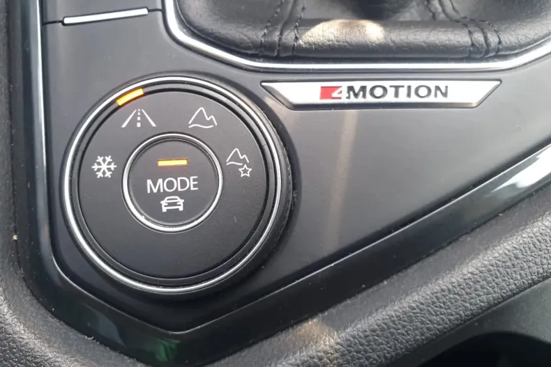 Volkswagen Tiguan din 2021 cu 89.991 km - oferta VOL131410 - foto 31