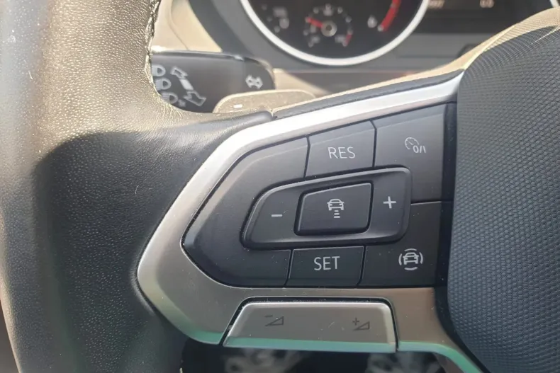 Volkswagen Tiguan din 2021 cu 89.991 km - oferta VOL131410 - foto 34