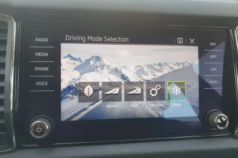 Skoda Kodiaq din 2020 cu 68.120 km - oferta SKO131412 - foto 23