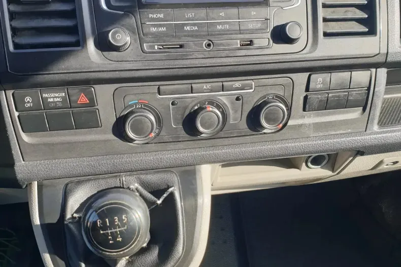 Volkswagen Transporter din 2019 cu 138.400 km - oferta VOL131415 - foto 24