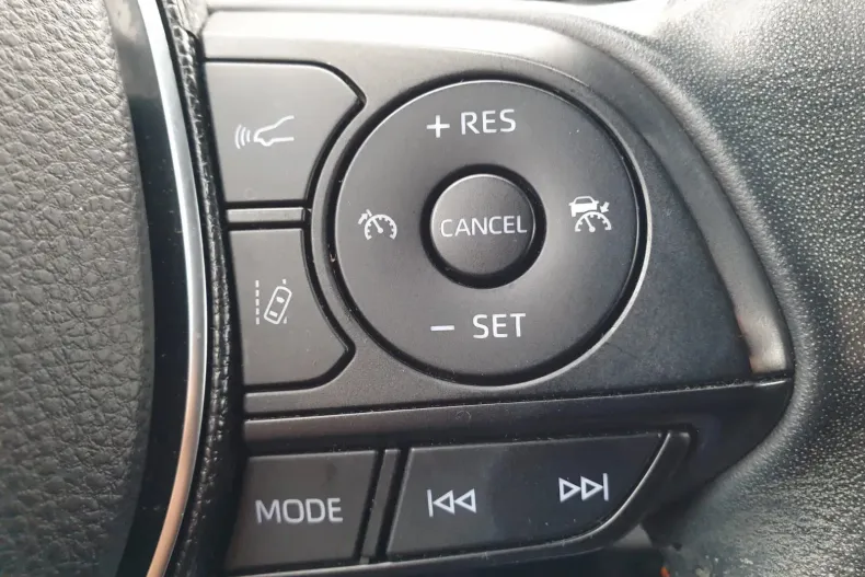 Toyota Corolla din 2020 cu 75.000 km - oferta TOY131418 - foto 33