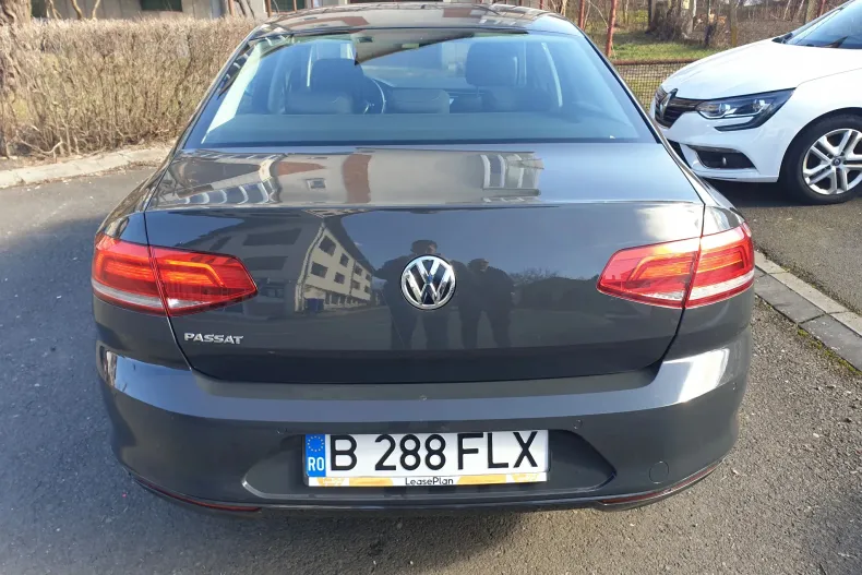 Volkswagen Passat din 2019 cu 142.840 km - oferta VOL131421 - foto 7