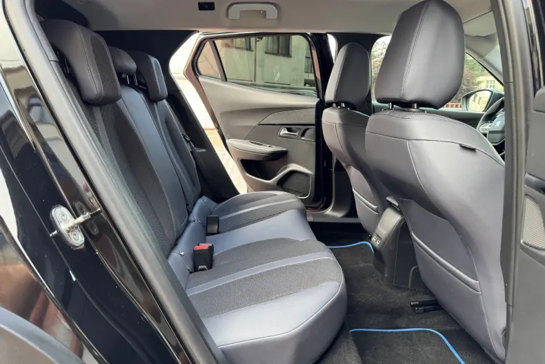 Peugeot 2008 din 2020 cu 60.700 km - oferta PEU131428 - foto 18