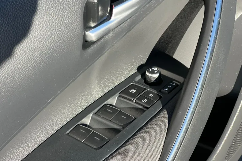 Toyota Corolla din 2022 cu 129.500 km - oferta TOY131440 - foto 22