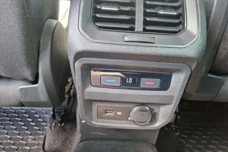 Volkswagen Tiguan din 2020 cu 96.428 km - oferta VOL131442 - foto 20