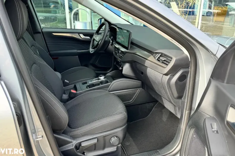 Ford Kuga din 2025 cu 1 km - oferta FOR131458 - foto 7