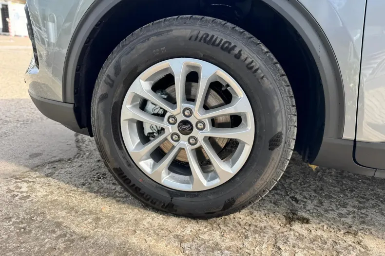 Ford Kuga din 2025 cu 1 km - oferta FOR131458 - foto 12