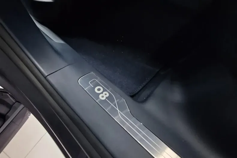 Lynk&Co 08 din 2025 cu 5 km - oferta LYN131462 - foto 24