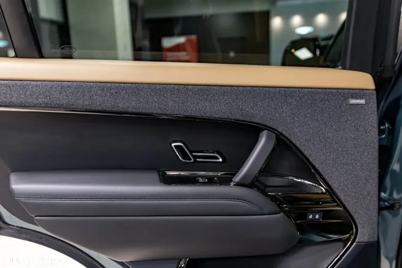 Land Rover Range Rover Sport din 2023 cu 125.000 km - oferta LAN131468 - foto 27