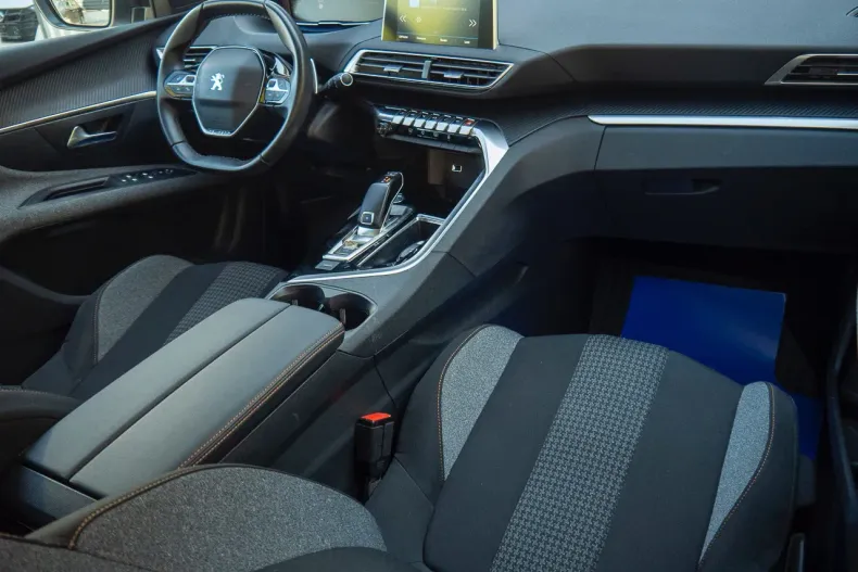 Peugeot 3008 din 2019 cu 117.000 km - oferta PEU131490 - foto 5