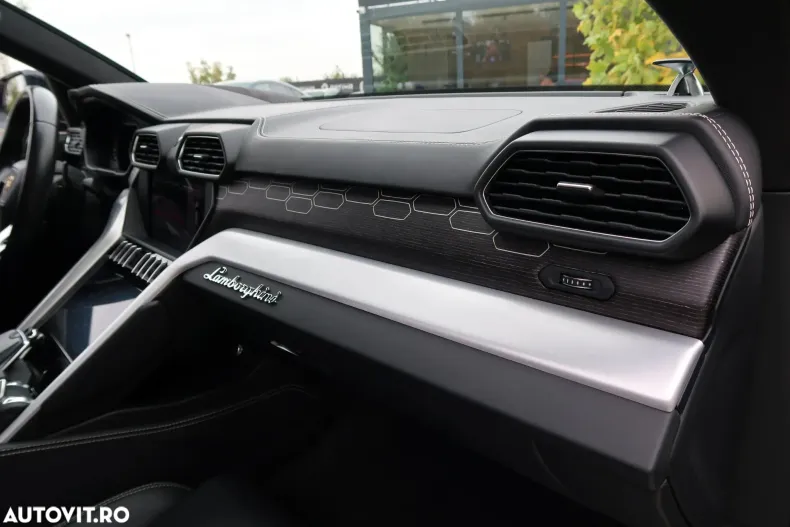 Lamborghini Urus din 2019 cu 56.150 km - oferta LAM131503 - foto 24
