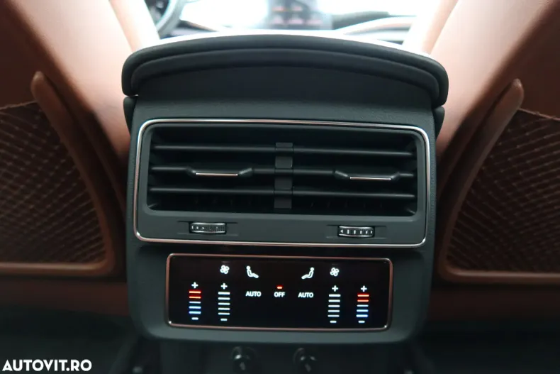 Audi Q8 din 2019 cu 76.500 km - oferta AUD131506 - foto 22