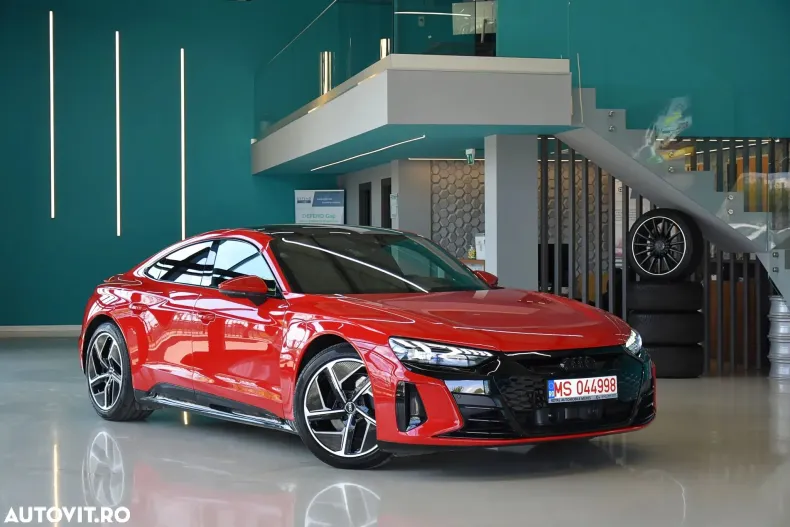 Audi e-tron GT din 2022 cu 52.500 km - oferta AUD131519 - foto 1
