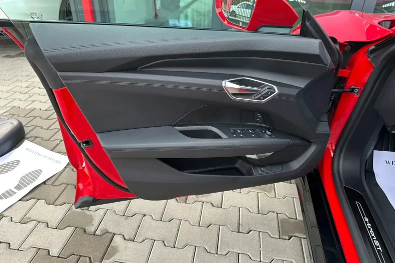 Audi e-tron GT din 2022 cu 52.500 km - oferta AUD131519 - foto 17