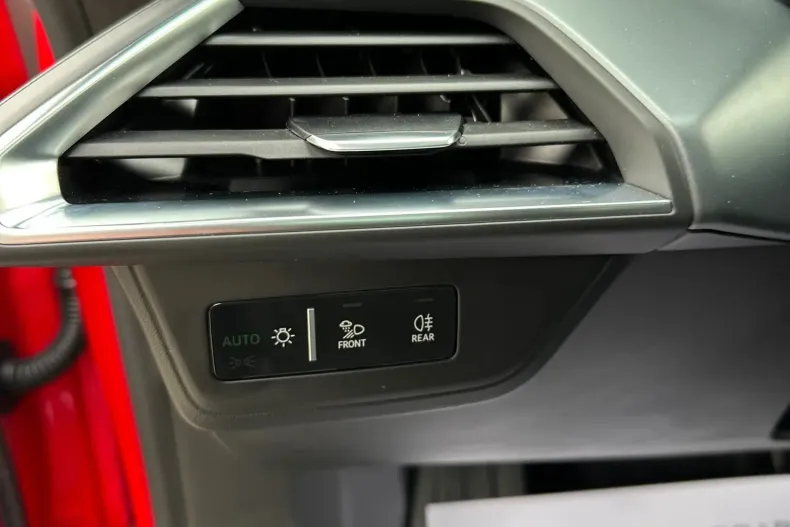 Audi e-tron GT din 2022 cu 52.500 km - oferta AUD131519 - foto 25