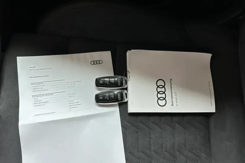 Audi e-tron GT din 2022 cu 52.500 km - oferta AUD131519 - foto 31