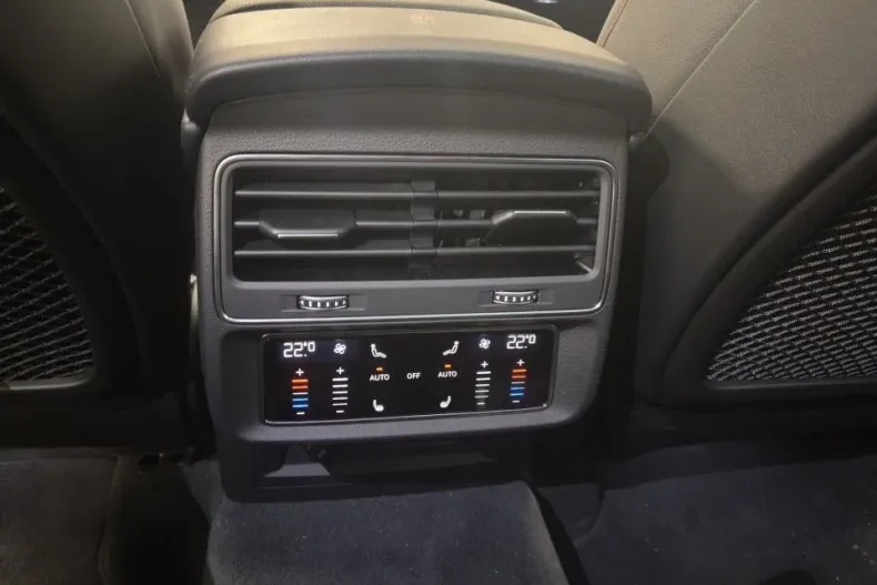 Audi Q7 din 2025 cu 2.500 km - oferta AUD131526 - foto 13