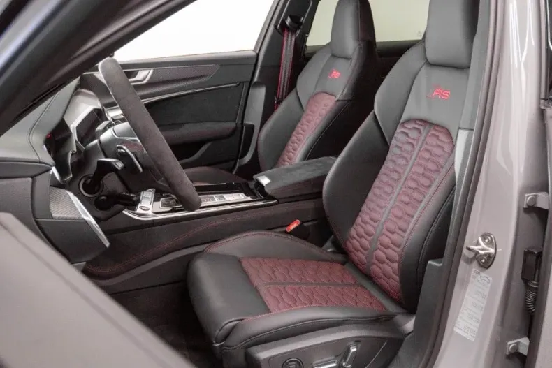 Audi RS6 din 2024 cu 12.000 km - oferta AUD131531 - foto 13