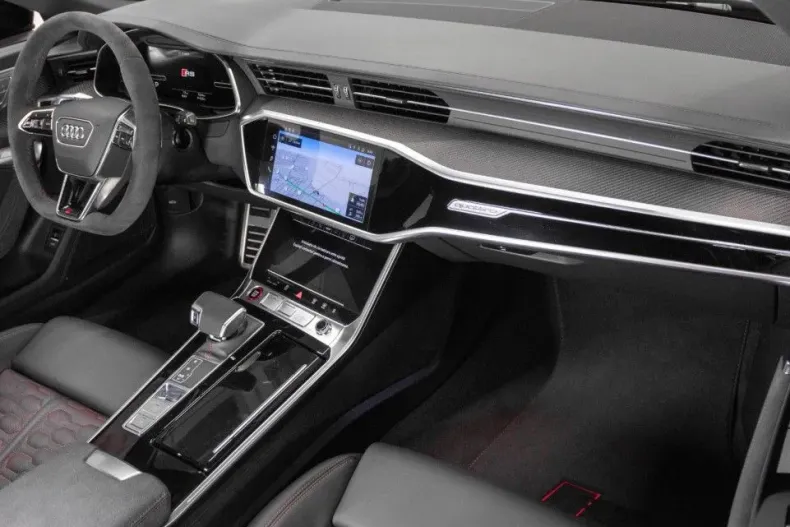 Audi RS6 din 2024 cu 12.000 km - oferta AUD131531 - foto 17