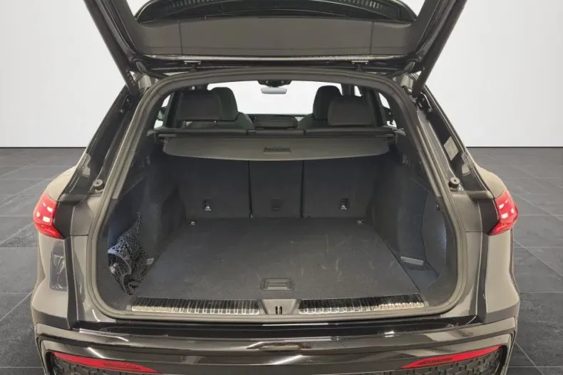 Audi Q5 din 2025 cu 6.500 km - oferta AUD131534 - foto 16