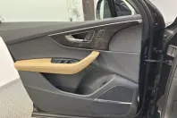 Audi Q7 din 2024 cu 9.500 km - oferta AUD131536 - foto 9