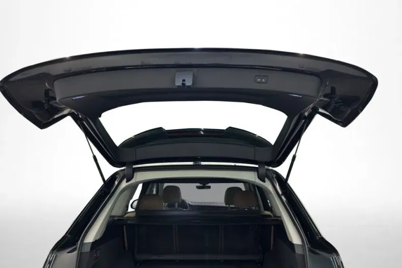 Audi Q7 din 2024 cu 9.500 km - oferta AUD131536 - foto 13