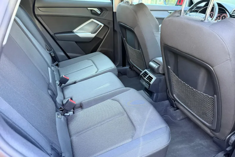 Audi Q3 din 2020 cu 61.894 km - oferta AUD131541 - foto 10