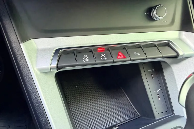 Audi Q3 din 2021 cu 99.700 km - oferta AUD131542 - foto 17