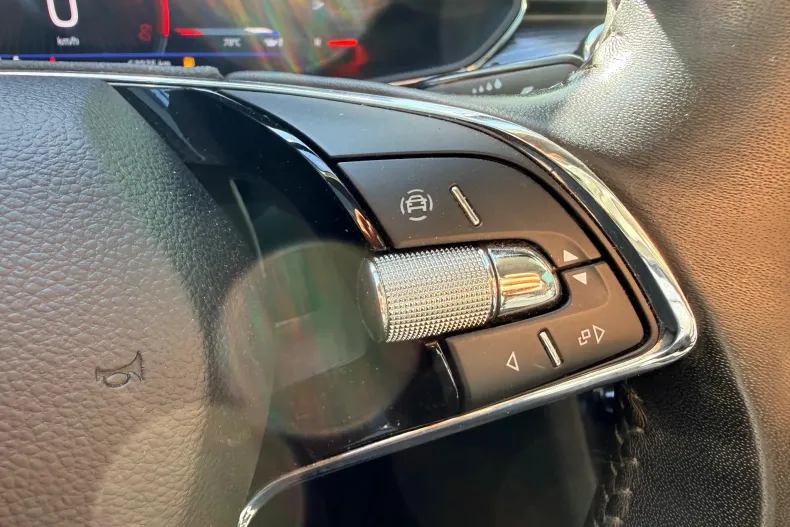 Skoda Superb din 2023 cu 67.045 km - oferta SKO131543 - foto 11