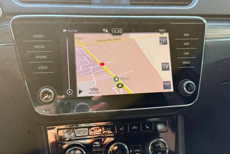 Skoda Superb din 2023 cu 67.045 km - oferta SKO131543 - foto 14