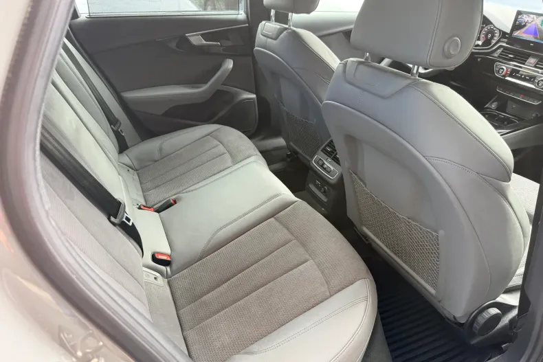 Audi A4 din 2021 cu 54.210 km - oferta AUD131544 - foto 10