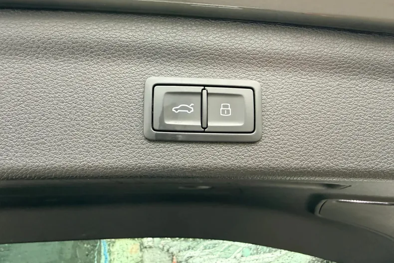 Audi Q3 din 2022 cu 76.443 km - oferta AUD131545 - foto 26