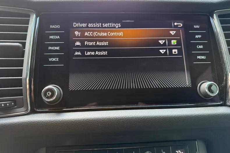 Skoda Kodiaq din 2021 cu 75.315 km - oferta SKO131546 - foto 27