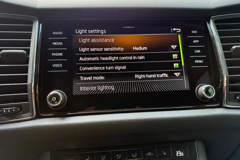 Skoda Kodiaq din 2021 cu 75.315 km - oferta SKO131546 - foto 28