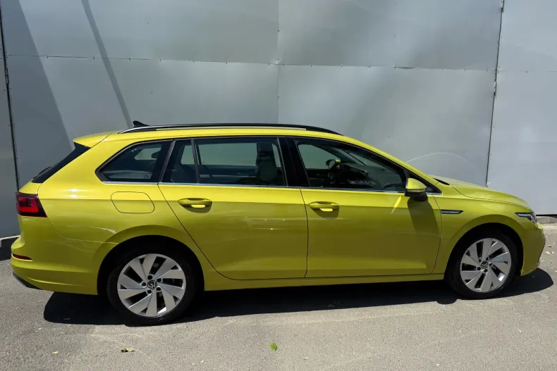 Volkswagen Golf din 2021 cu 51.859 km - oferta VOL131551 - foto 2