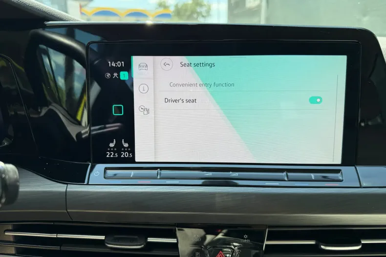 Volkswagen Golf din 2021 cu 51.859 km - oferta VOL131551 - foto 28