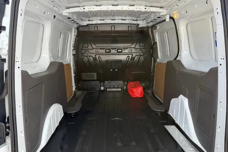 Ford Transit Connect din 2023 cu 31.255 km - oferta FOR131552 - foto 8