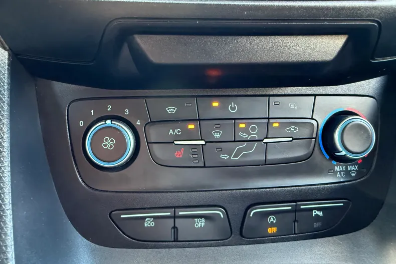 Ford Transit Connect din 2023 cu 31.255 km - oferta FOR131552 - foto 22