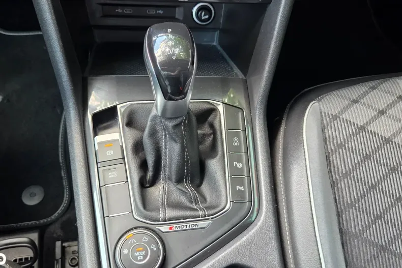 Volkswagen Tiguan din 2022 cu 89.350 km - oferta VOL131556 - foto 22