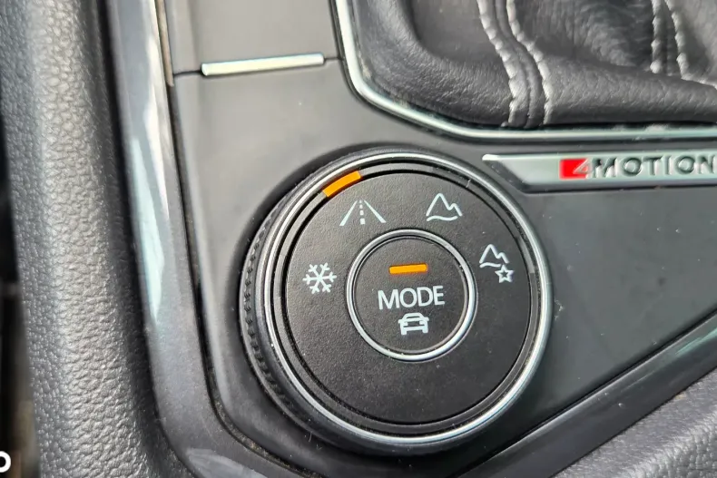 Volkswagen Tiguan din 2022 cu 89.350 km - oferta VOL131556 - foto 23