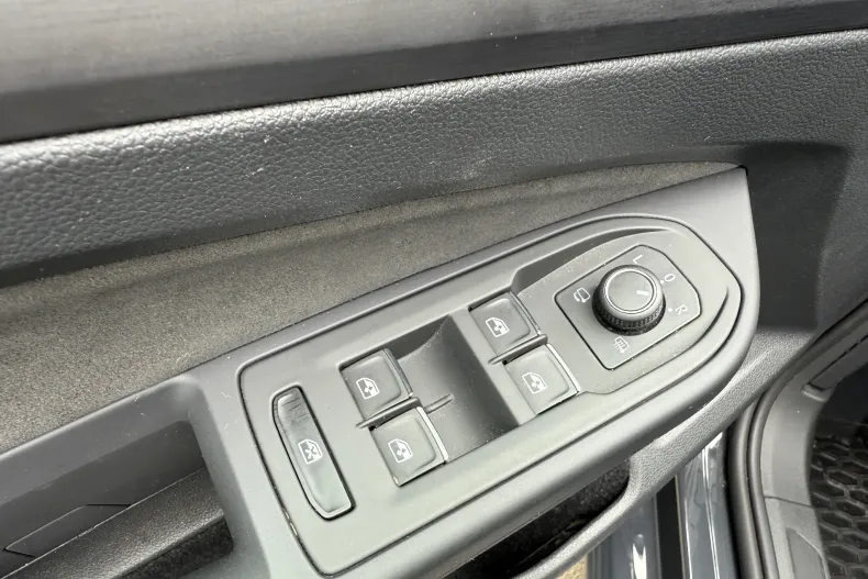 Volkswagen Golf din 2022 cu 58.636 km - oferta VOL131558 - foto 12