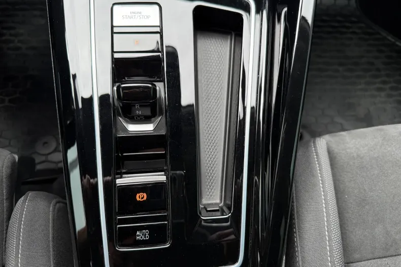 Volkswagen Golf din 2022 cu 58.636 km - oferta VOL131558 - foto 16