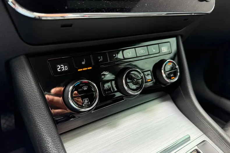 Skoda Superb din 2020 cu 107.159 km - oferta SKO131560 - foto 14